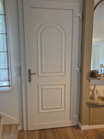 Porte d'entrée PVC